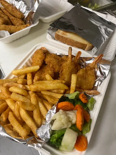 three hills pizza and donair